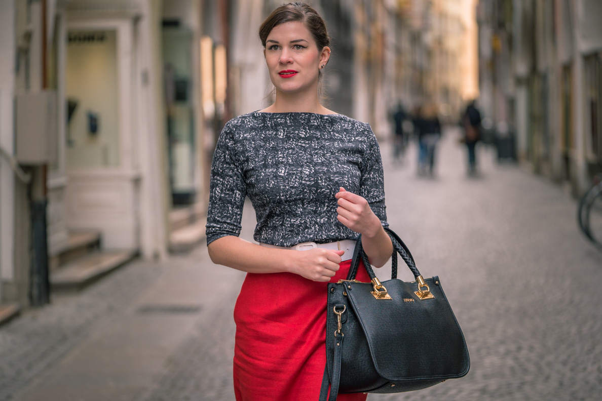 Winter Is Coming A Red Pencil Skirt For Cold Days Retrocat