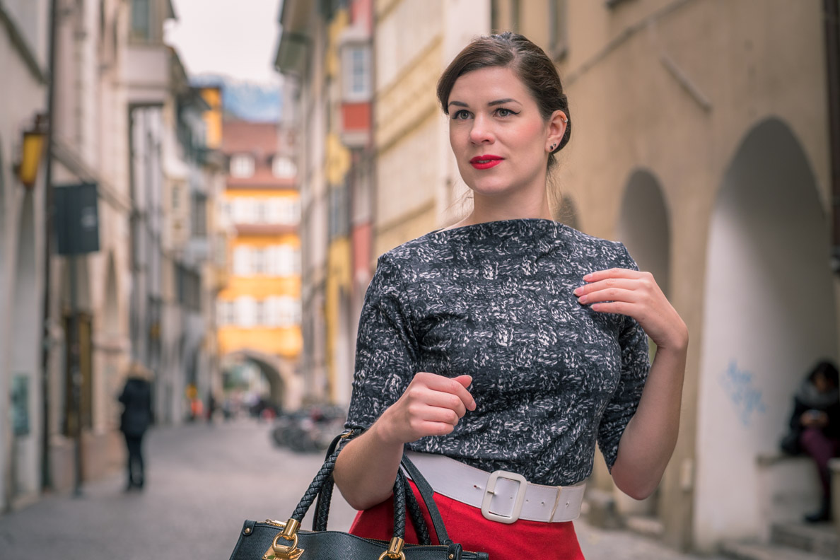 Winter Is Coming A Red Pencil Skirt For Cold Days Retrocat