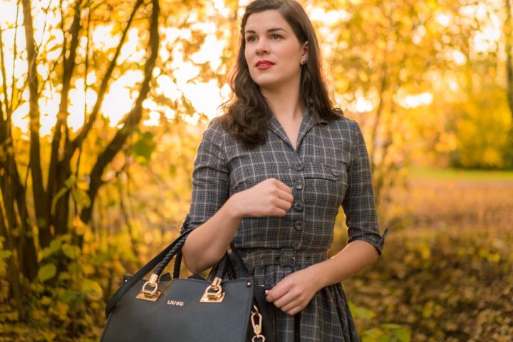 My Style Diary: Warm Retro Outfits for Christmas Time