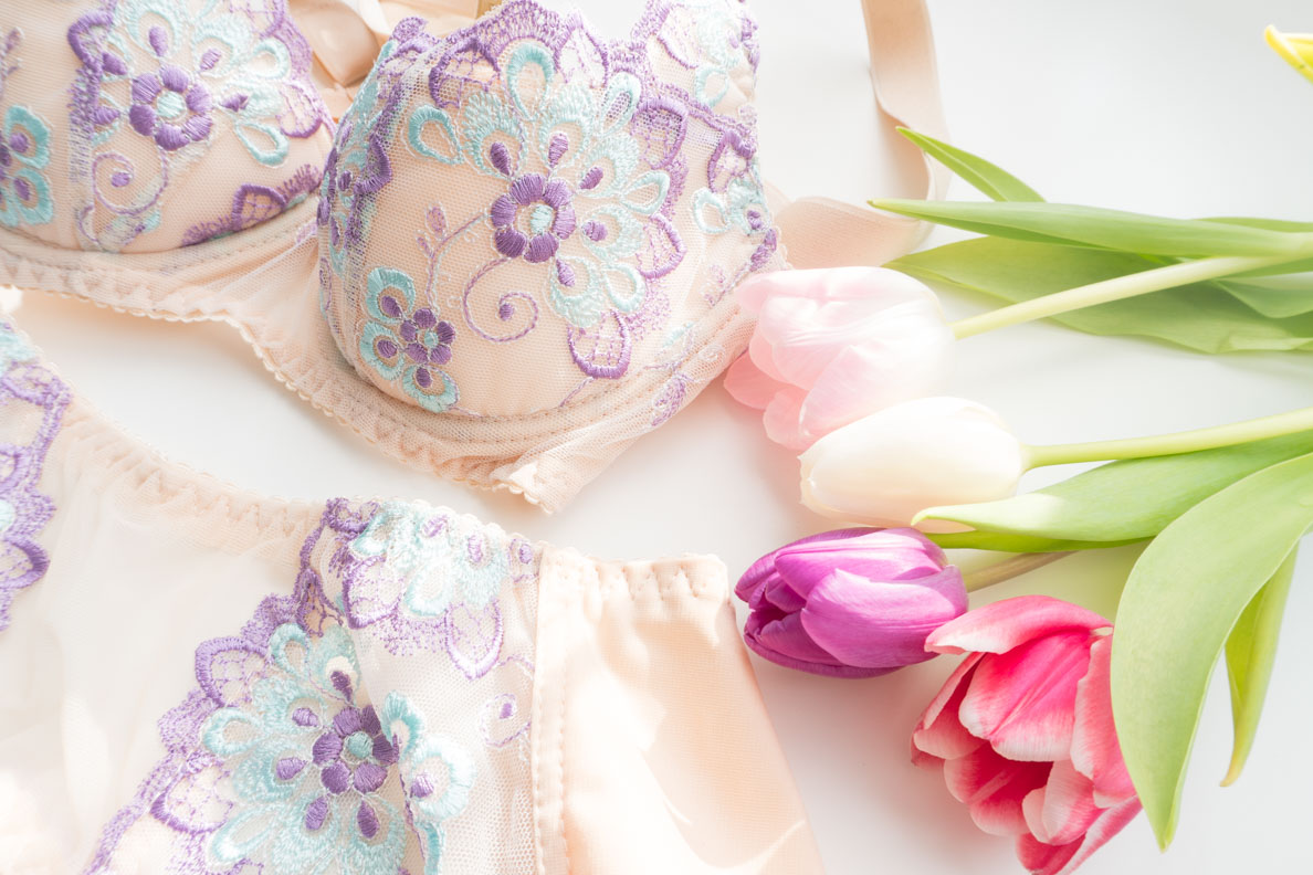 Colourful Retro Lingerie: The Speakeasy Set by Secrets in Lace