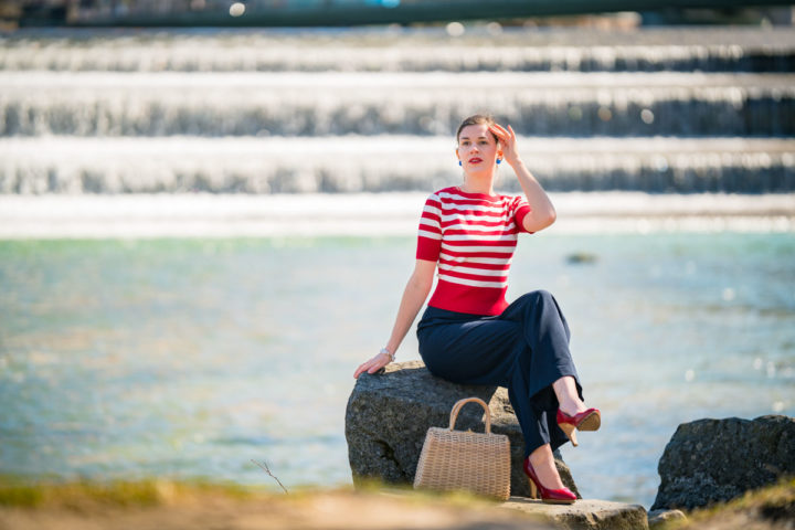 Frühling Ahoi! Der maritime Bateau Sweater von Pretty Retro