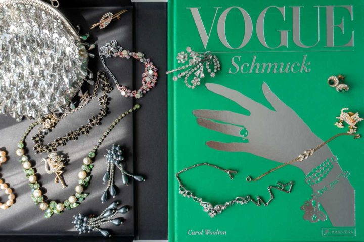 Vogue: Schmuck von Carol Woolton - Buchtipp für Glamour-Girls
