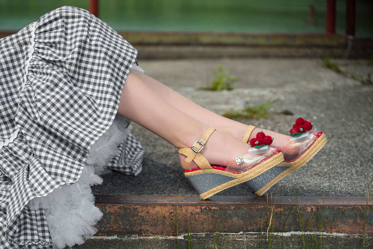Trend Report then and now: Wedges, the perfect Summer Shoes - RetroCat