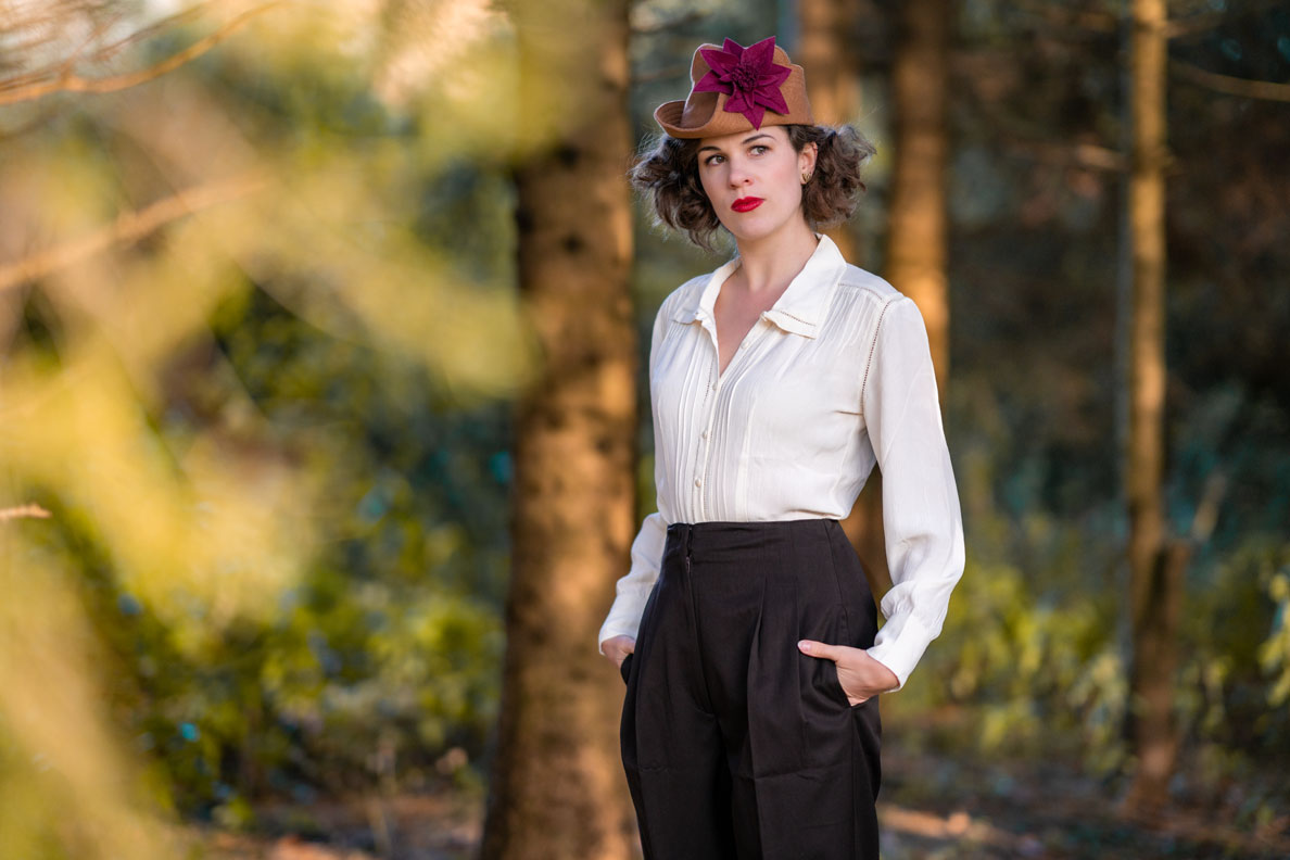 A Guide on how to style wide-legged retro Swing Trousers - RetroCat