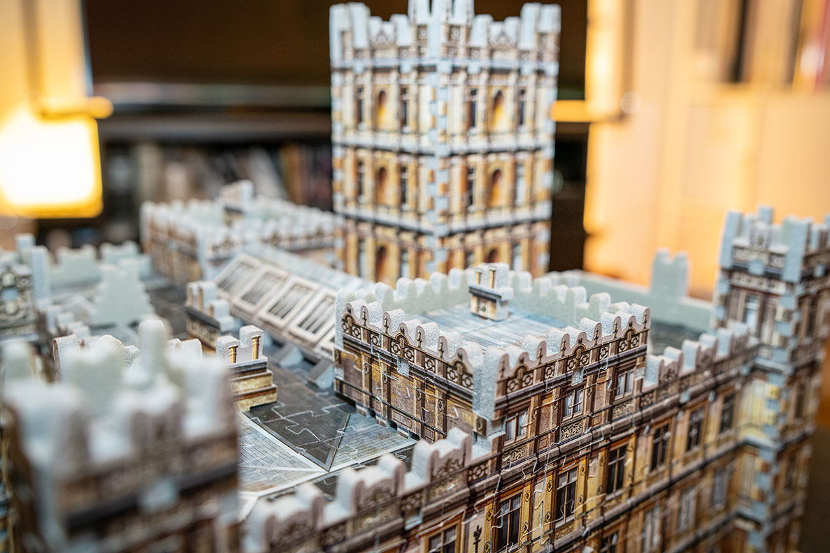 Das 3D-Puzzle von Highclere Castle alias Downton Abbey
