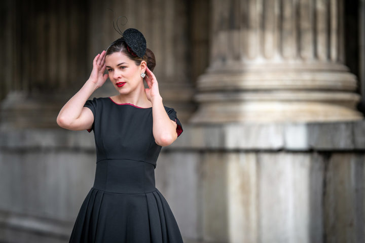 Für besondere Anlässe & den Alltag: Taschen & Fascinators von Nadja Christner