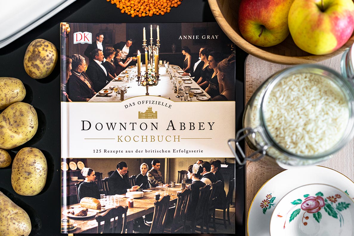 Eine Rezension zum offiziellen Downton Abbey Kochbuch vom DK Verlag