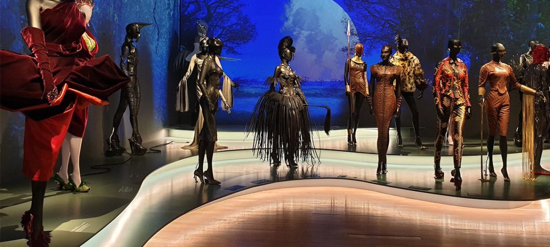 Thierry Mugler. Couturissime: Eine spektakuläre Mode-Ausstellung in der Kunsthalle München