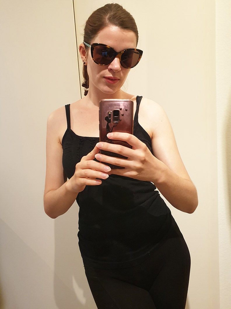 RetroCat with black workout clothes and huge sunglasses