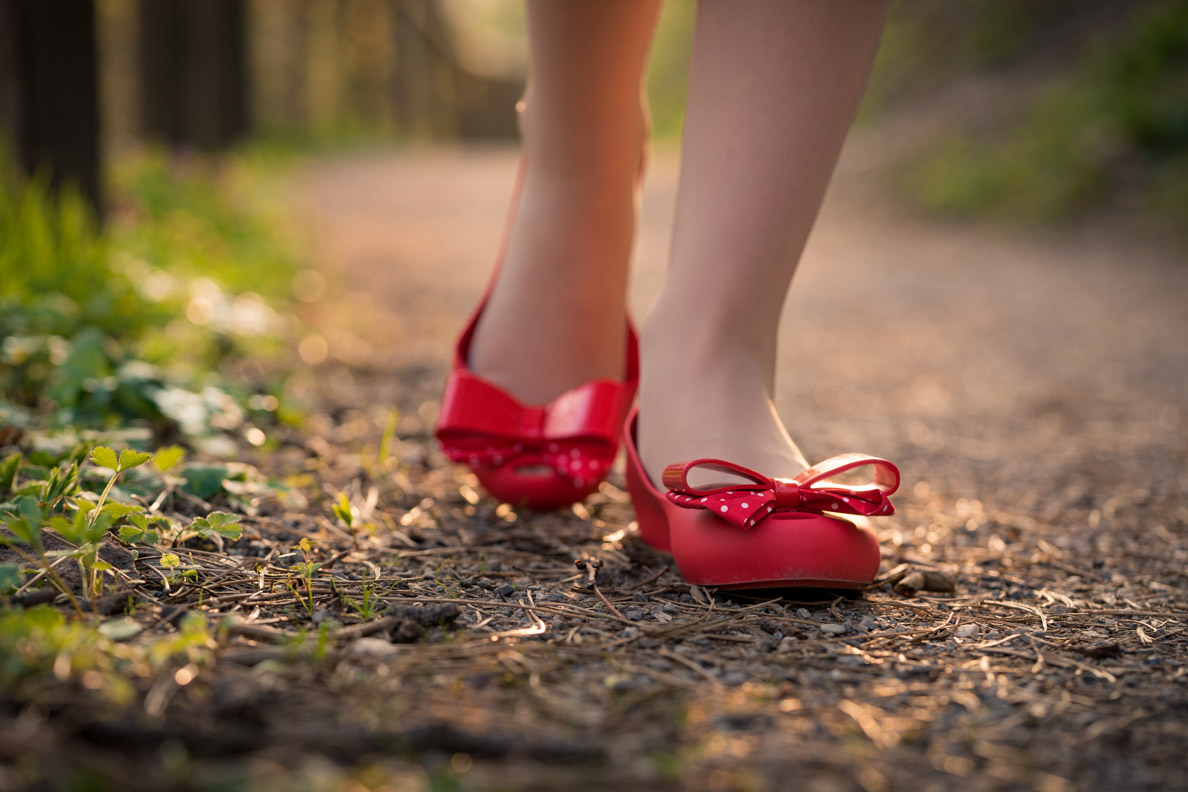 Ballerinas kombinieren: RetroCat mit roten Ballerinas von Melissa