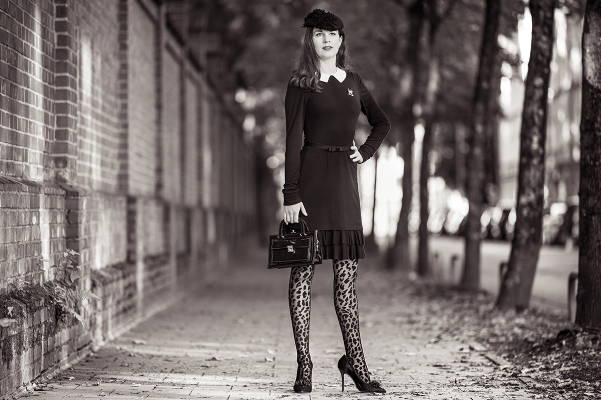 How to style patterned Tights: Styling Tips by RetroCat