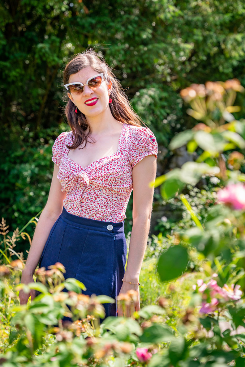 RetroCat wearing a summer blouse by Lena Hoschek