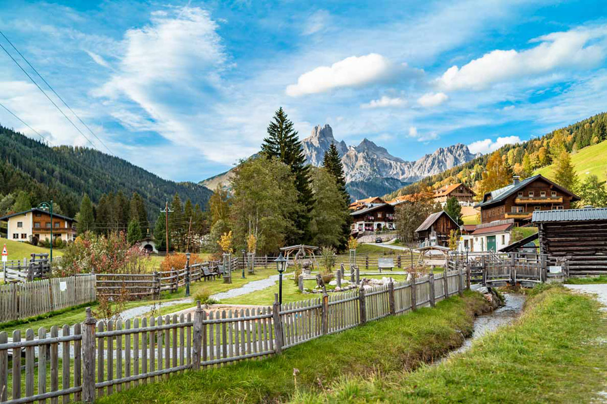 Goldener Herbst in Filzmoos im Salzburger Land: Ein Reisetipp für Österreich
