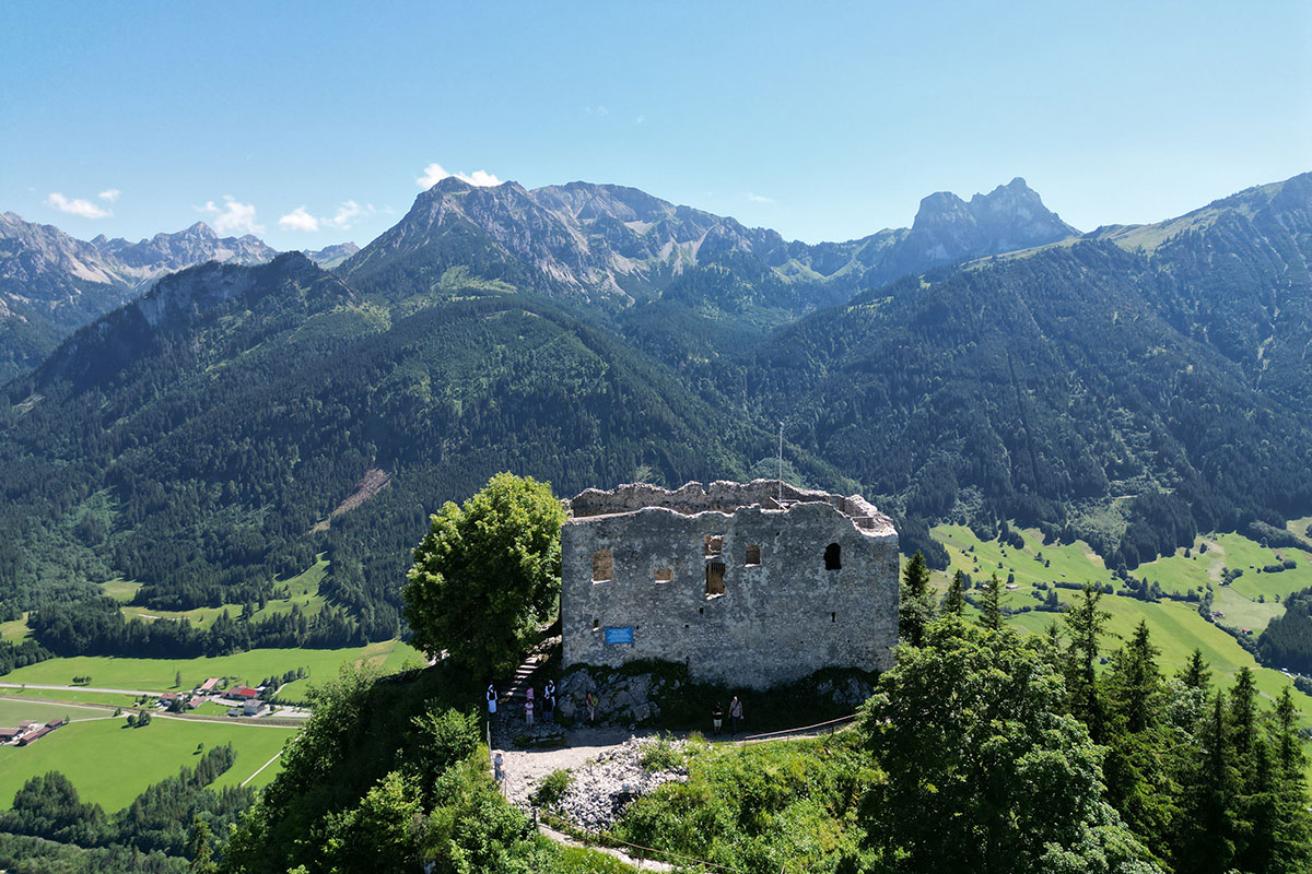 Ausflugs-Tipp im Allgäu: Die Burgruine Falkenstein