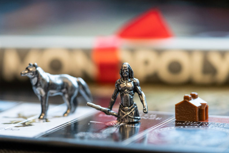 Das Game of Thrones Monopoly - perfekt für gemütliche Spieleabende im Januar