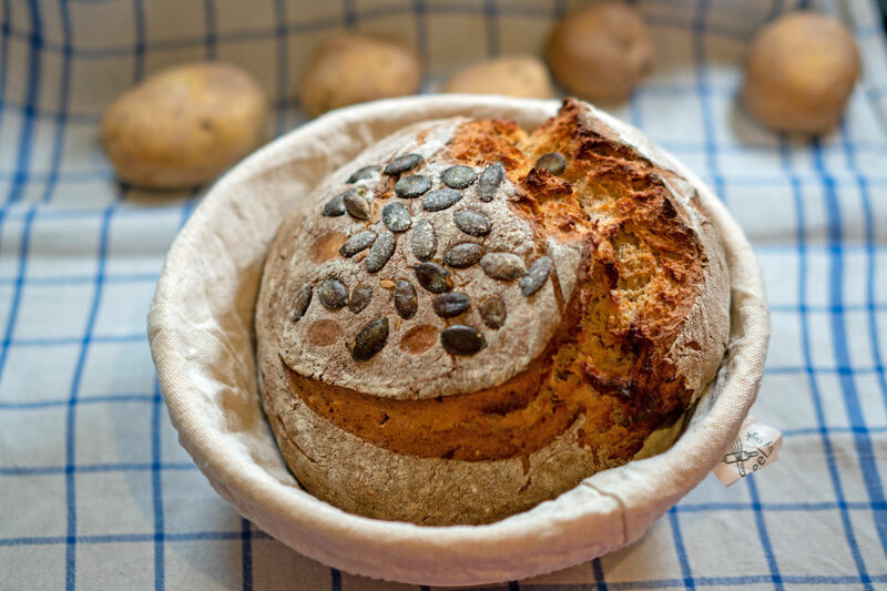 Baking for a mindful life: RetroCats potato bread